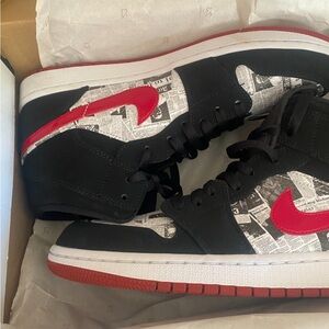 Jordan 1 size 9 in men good condition